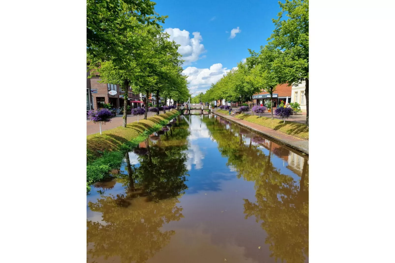 453480 - Image-tags.water view