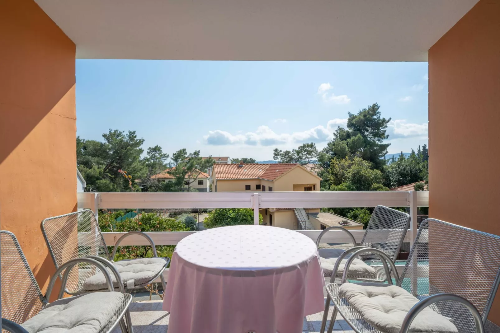 LaidBack Apartments - One Bedroom Apartment with Balcony and Sea View (Lavander) - Terras