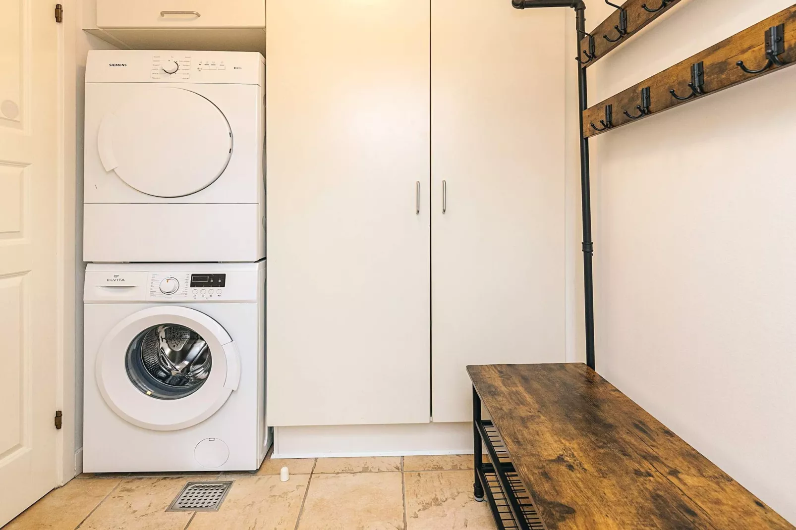 Zeezaligheid met uitzicht -- By Traum Ferienwohnungen-Binnen