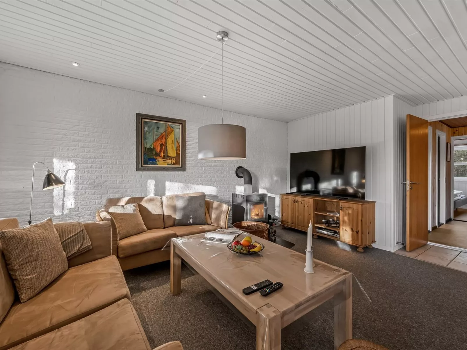 "Åsemarie" - 500m to the fjord-Binnen