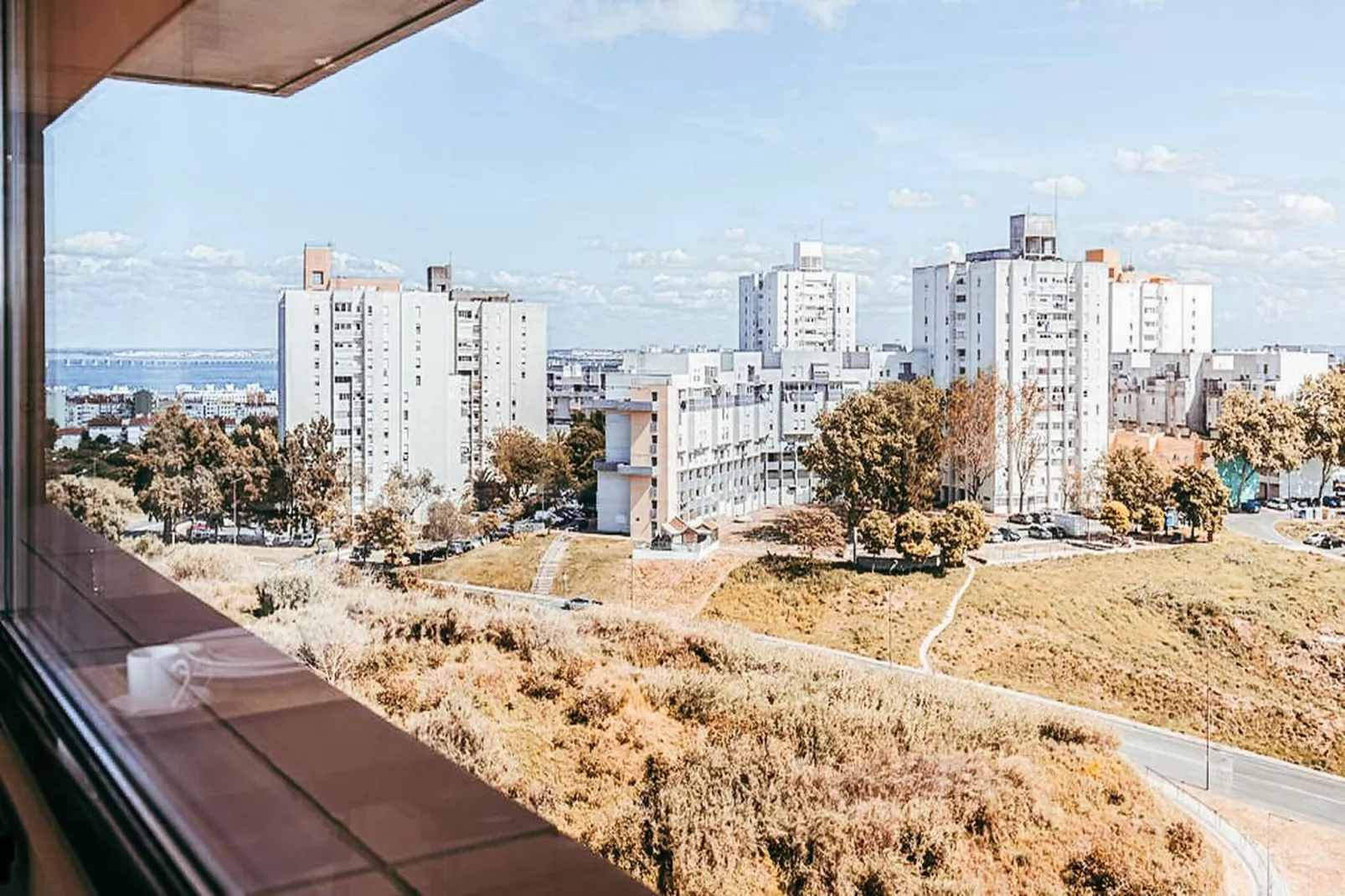 Trendy Apartment River View By Gthouse - Uitzicht zomer