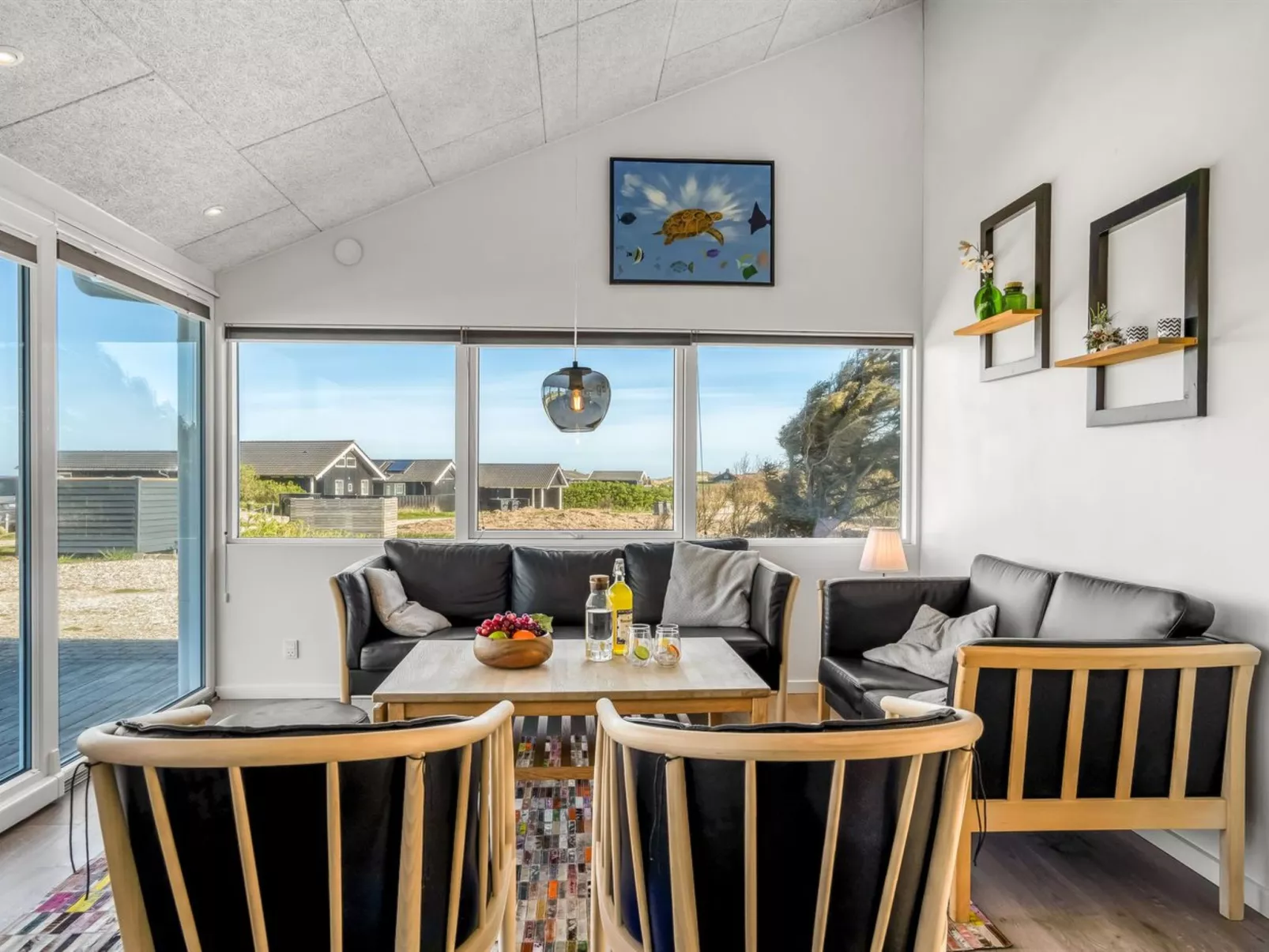 "Månviva" - 250m from the sea - Binnen