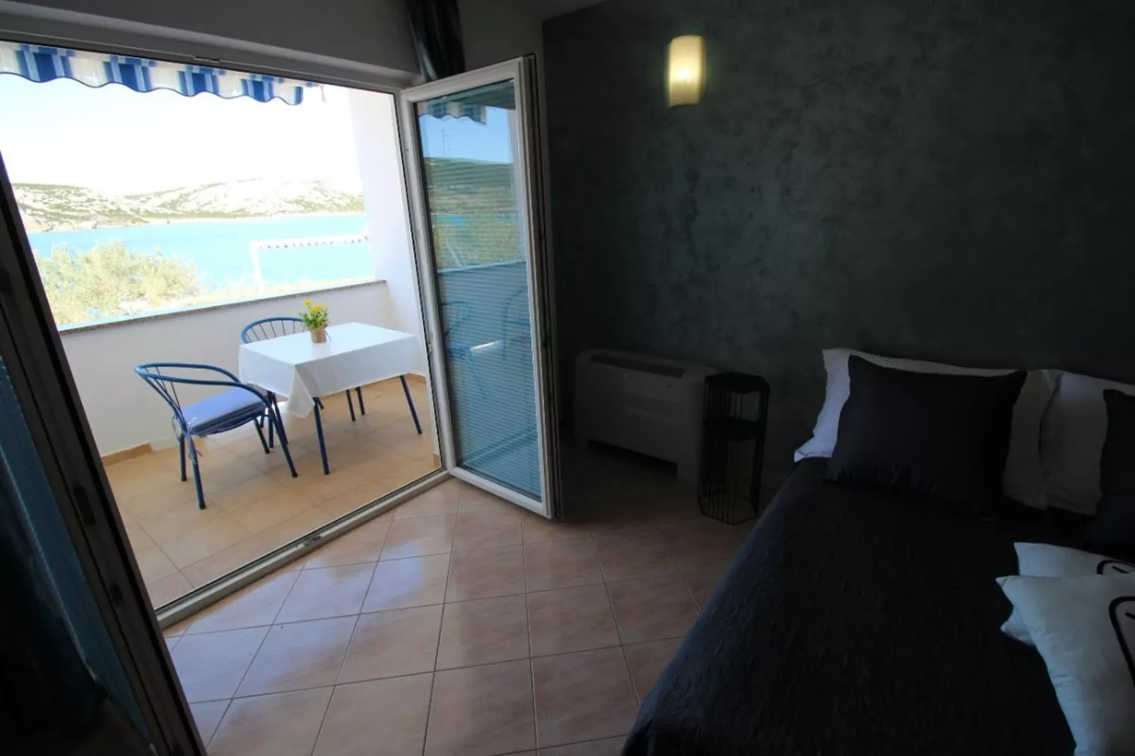 Sv Marija 2 - Ferienwohnung 2 - Typ 2plus2 - Terrasbalkon