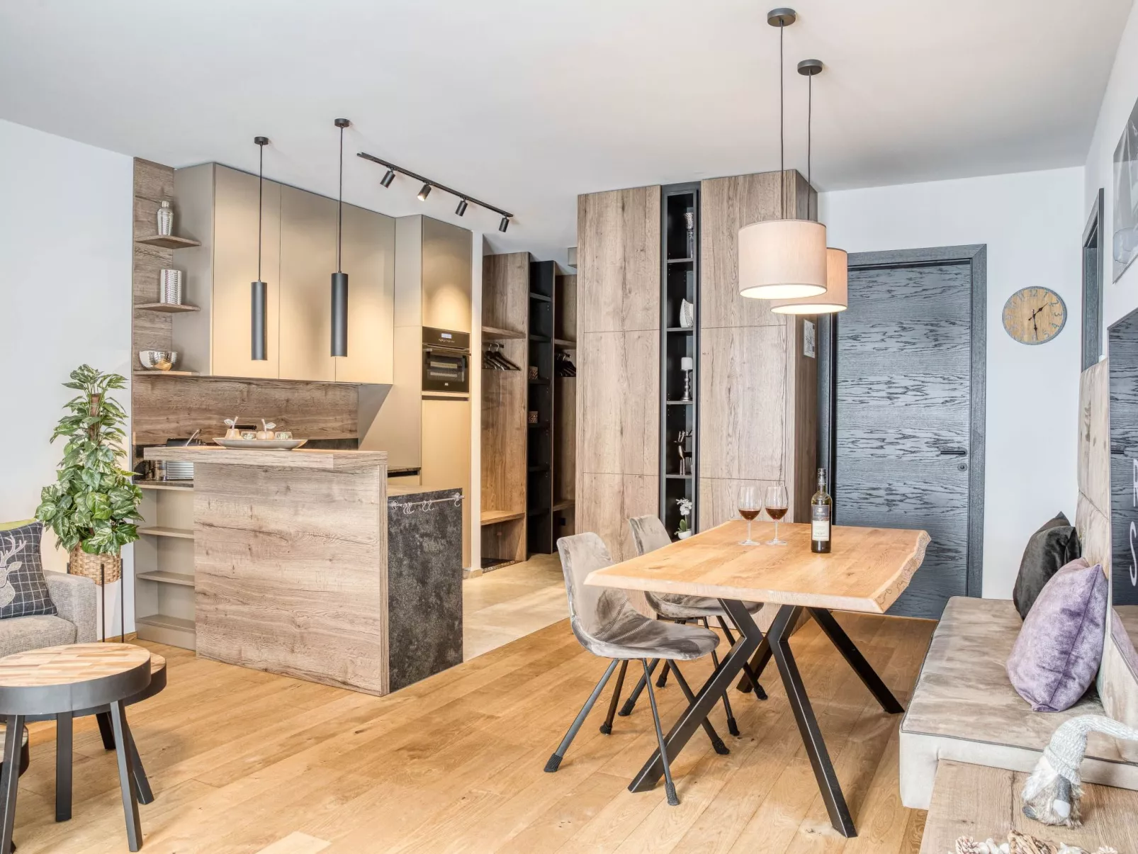 Exklusiv und elegantes Apartment in der Residenz - Image-tags.info