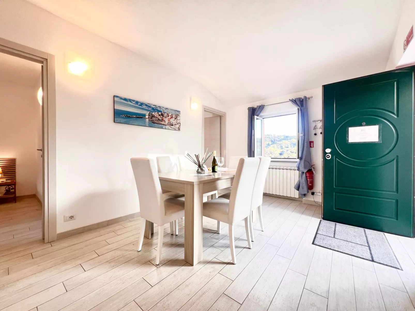 Wohnung im zweiten Stock mit Parkplatz und Garten - Image-tags.info