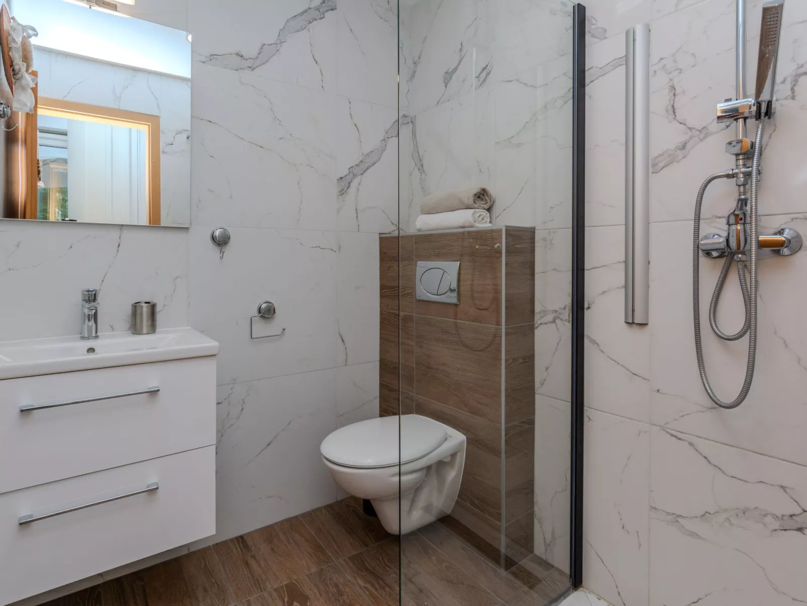 Holiday home Lucic - Image-tags.info