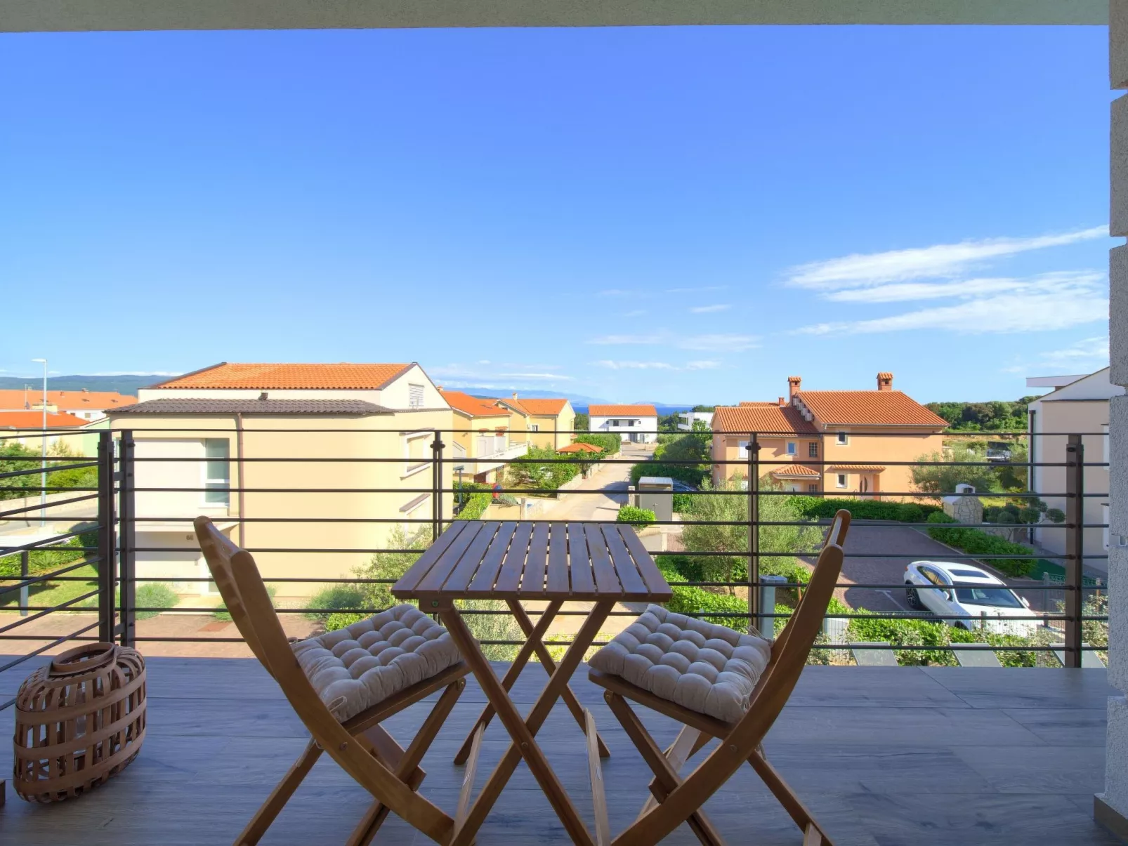 "Lana" mit Schwimmbad - Image-tags.info