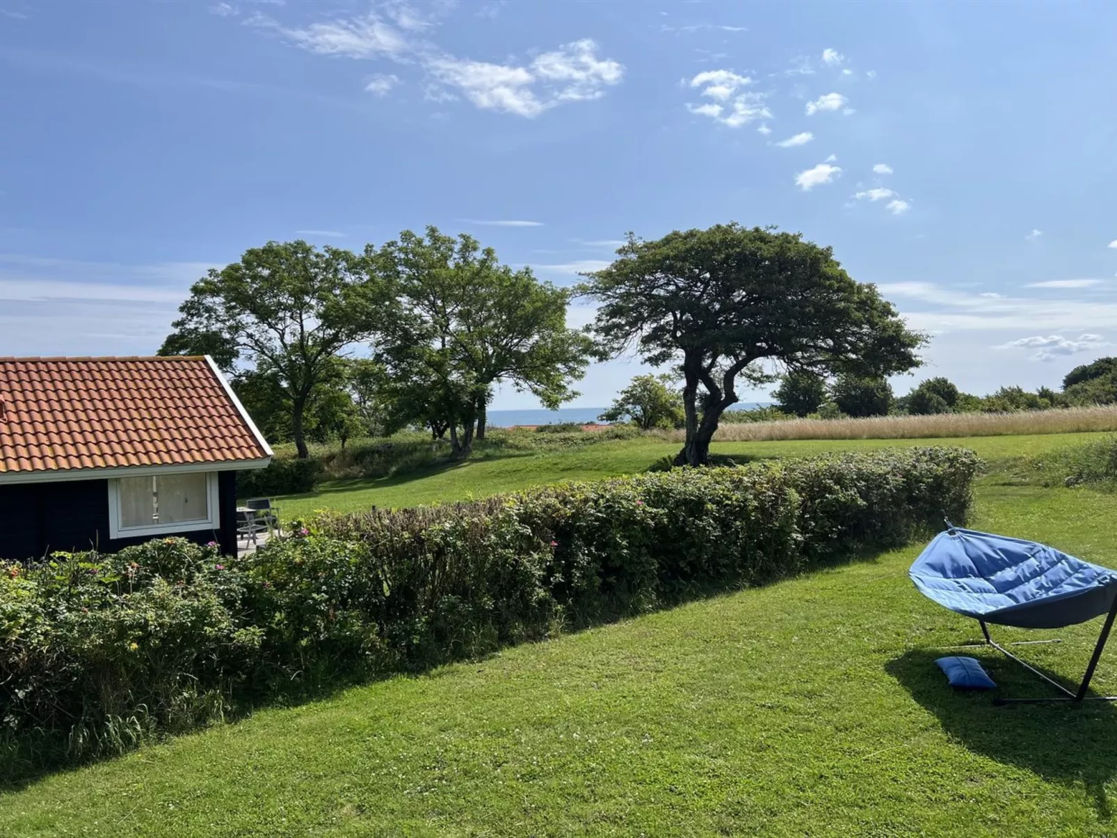 "Marlies" - 300m from the sea - Buiten