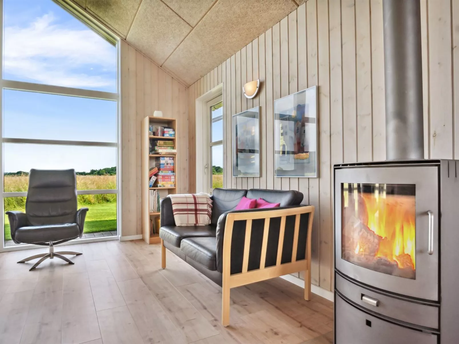 "Neno" - 100m from the sea-Binnen