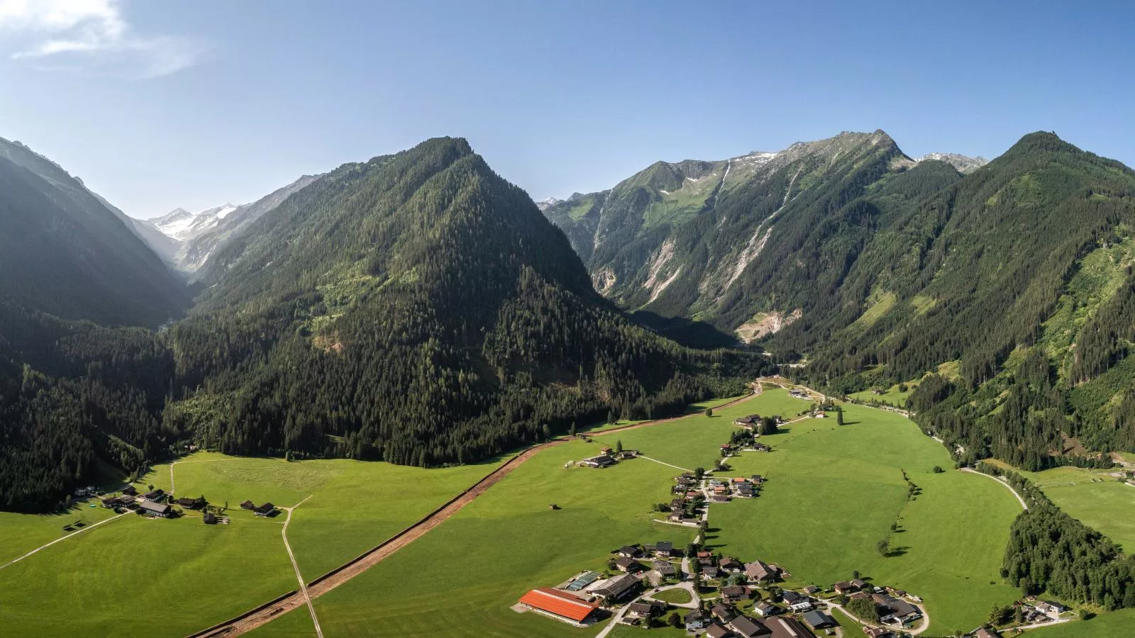 Mühlhof-Buitenkant zomer