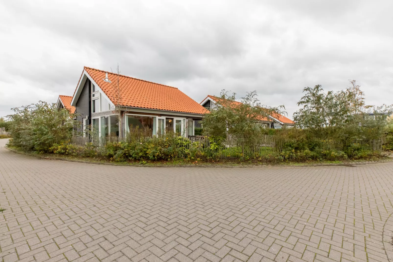 Zonnedorp 22  Holiday Home Anoes Renesse | Beach-nearby Comfort in Zeeland-Niet-getagd