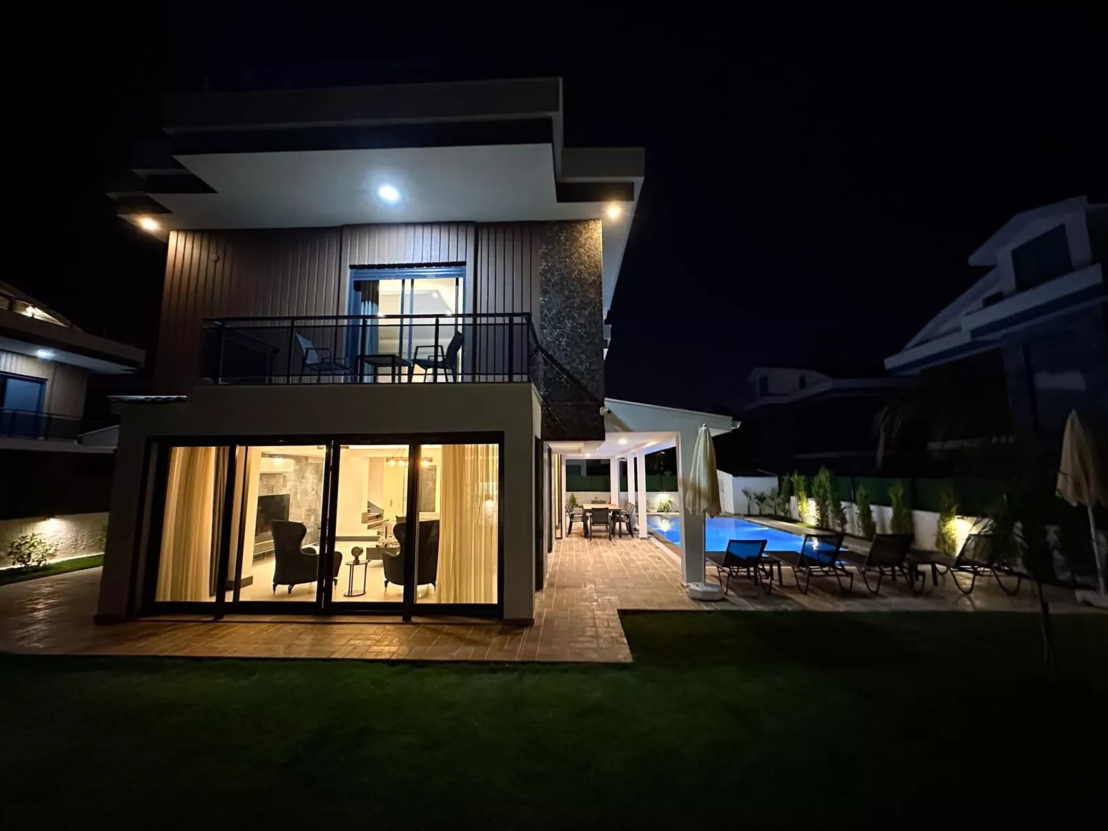 Villa Galaxy-Image-tags.info