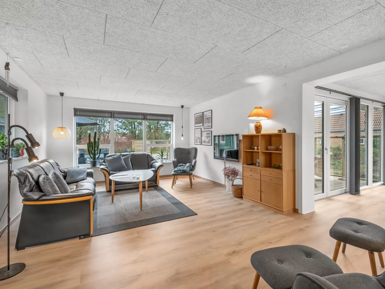 "Nele" - 1.4km from the sea-Binnen