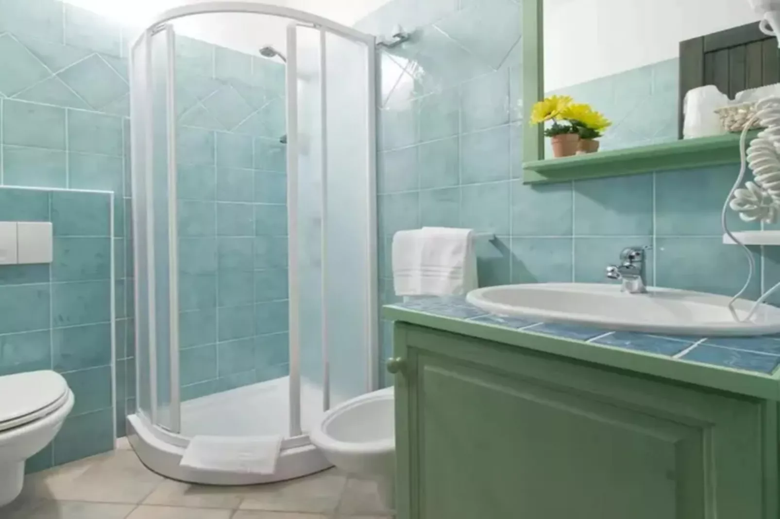 Residence Club Gli Ontani APARTMENT 2 BEDROOMS - 6 PAX - TYPE B R6B-Badkamer