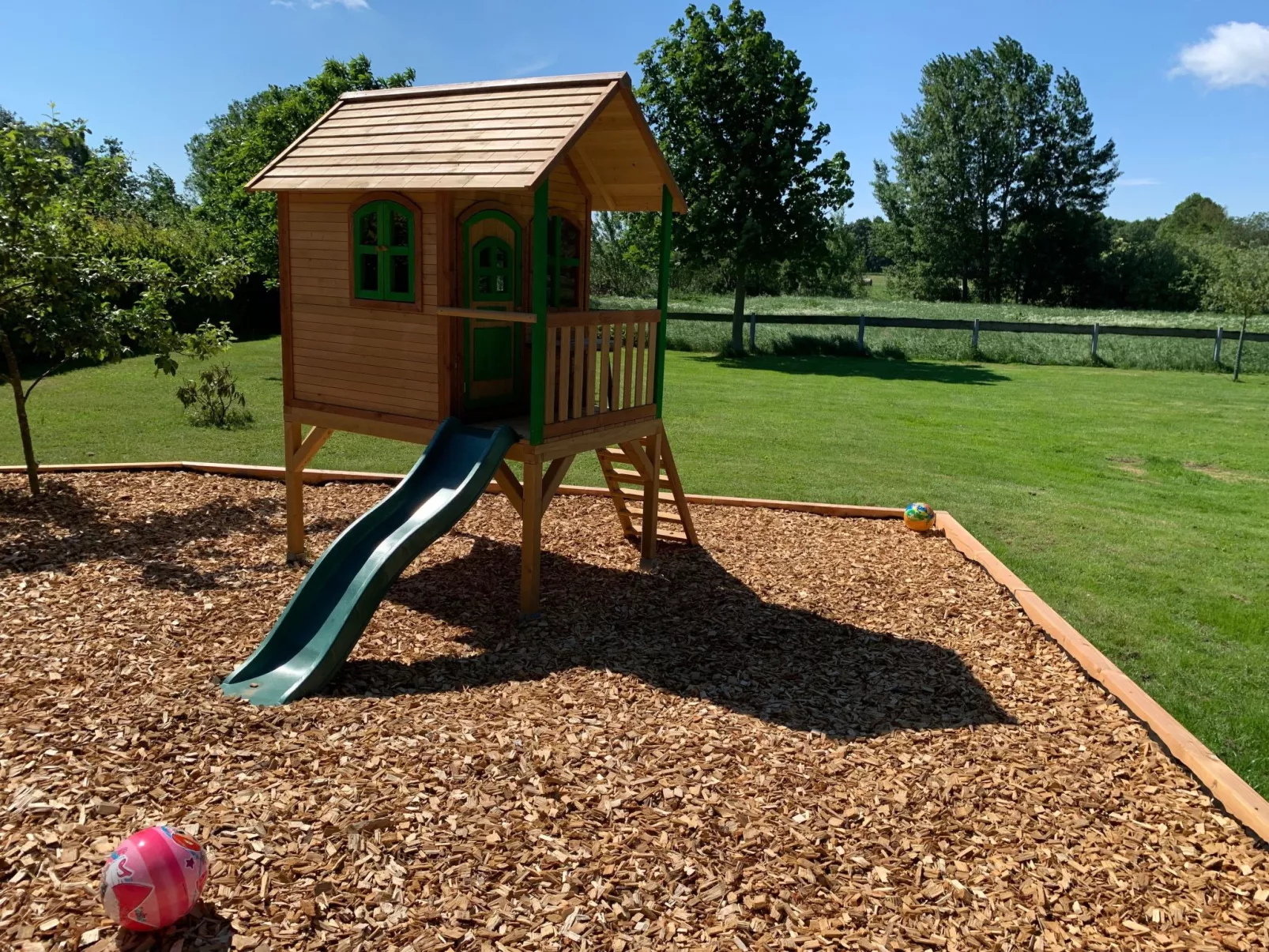 Moderne 2-Zimmer Ferienwohnung - Image-tags.info