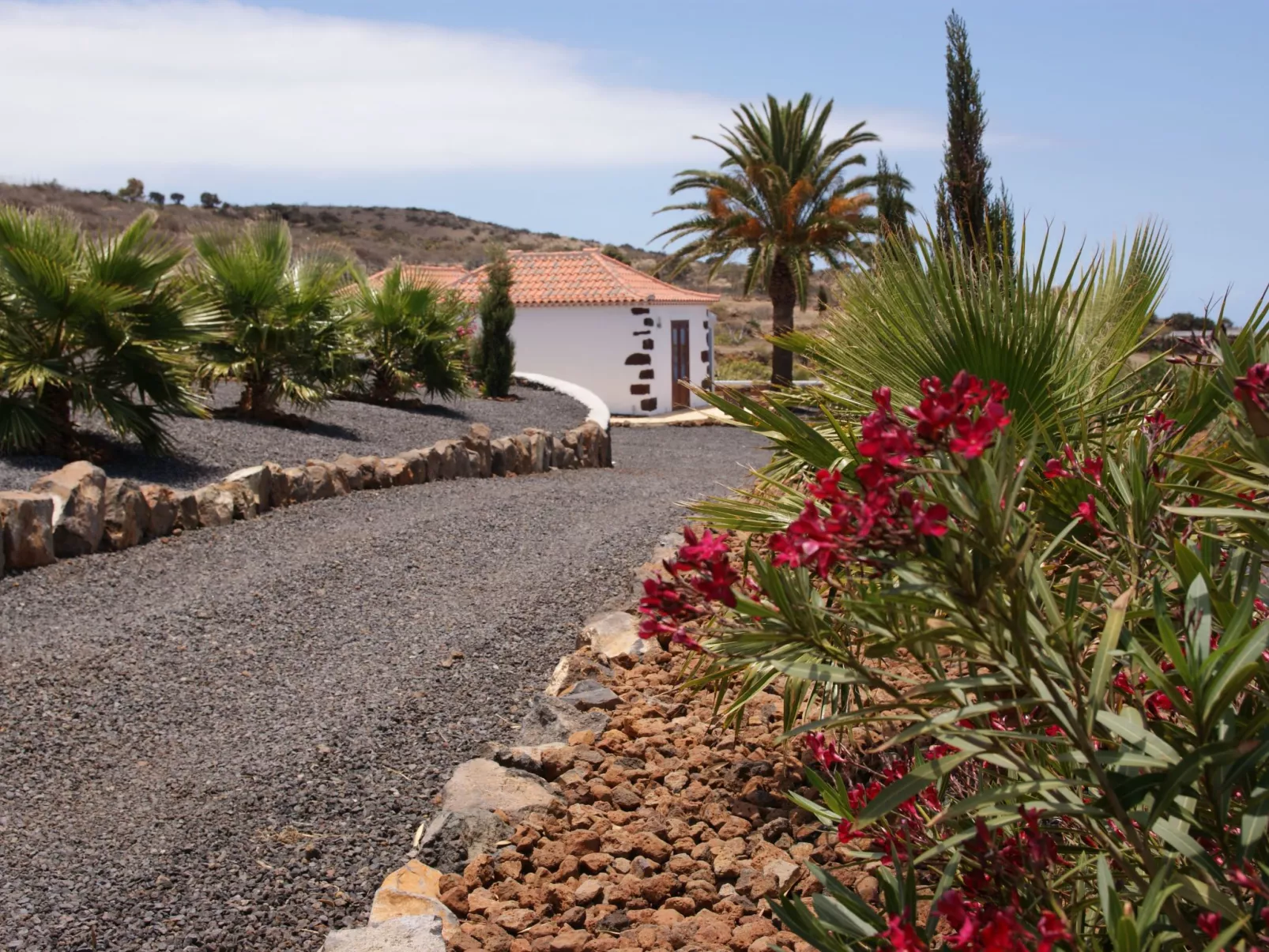 Romantische Ferienvilla mit Infinity-Pool und Panoramameerblick - Image-tags.info