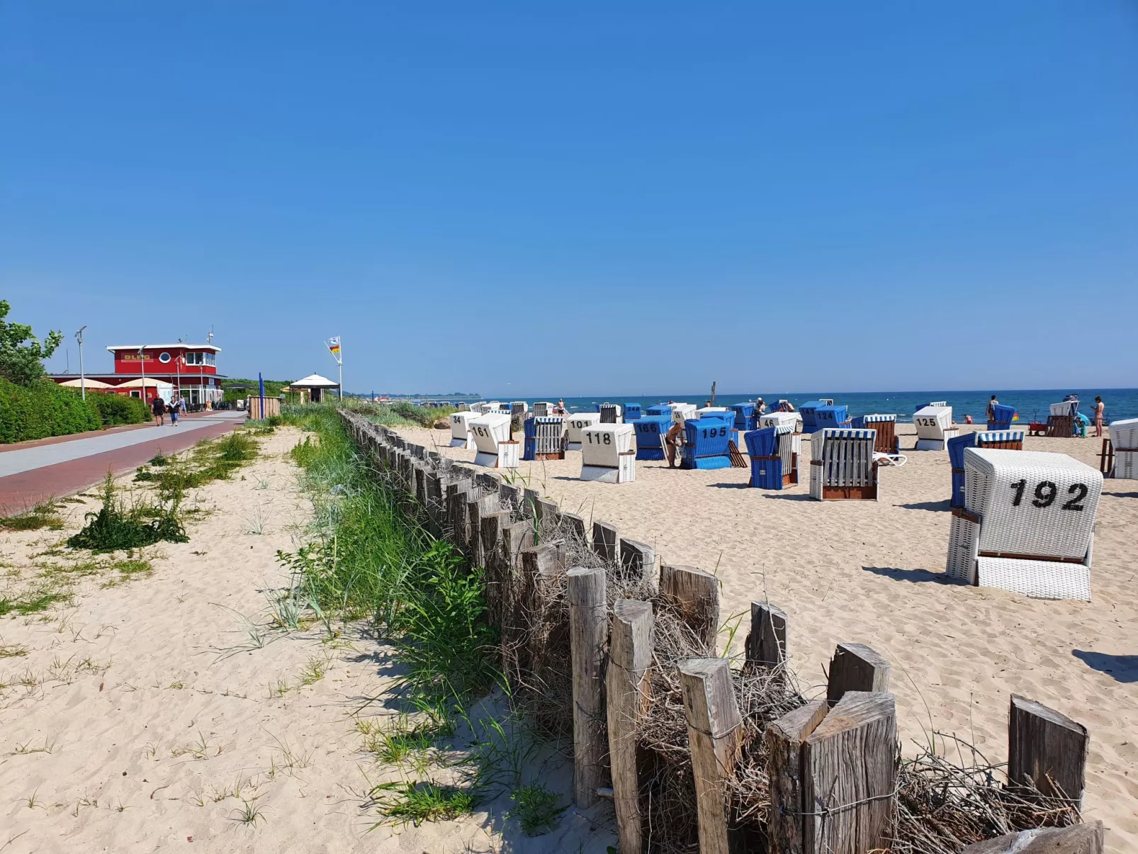 Komfortable Ferienwohnung in Ostseebad Damp mit Großer Terrasse - Image-tags.info