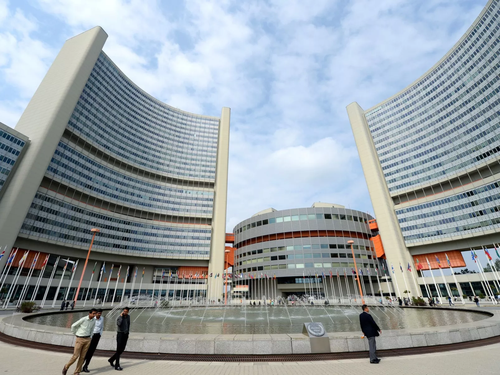 Moderne Wohnung in Kaisermühlen mit Garten und Panoramablick - Image-tags.info