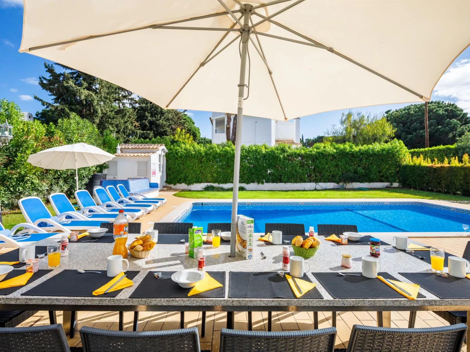 7 Schlafzimmer Villa, Familie, Kinder, Gruppen, Strand, Pool, Garten - Image-tags.info