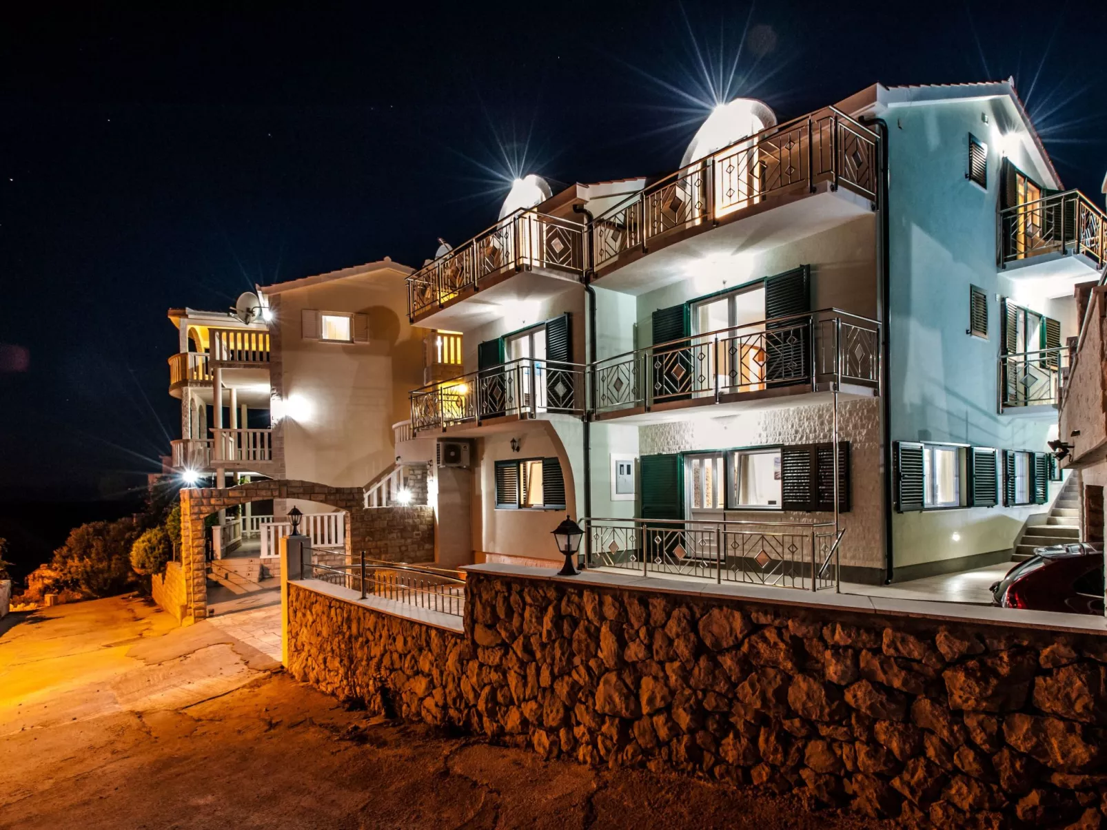 Villa "Villa Katy" mit Garten, Grill und Terrasse - Image-tags.info