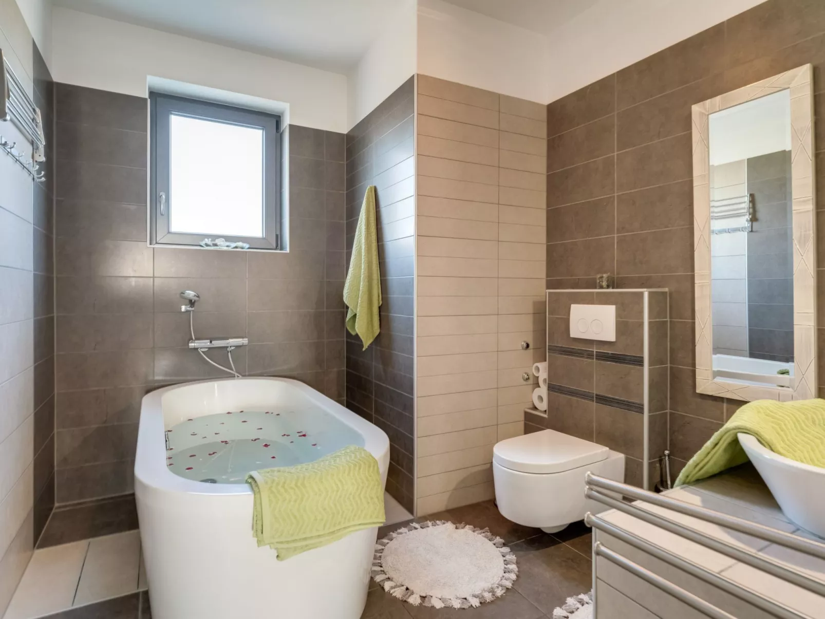 Villa "View" mit Blick auf das Wasser - Image-tags.info