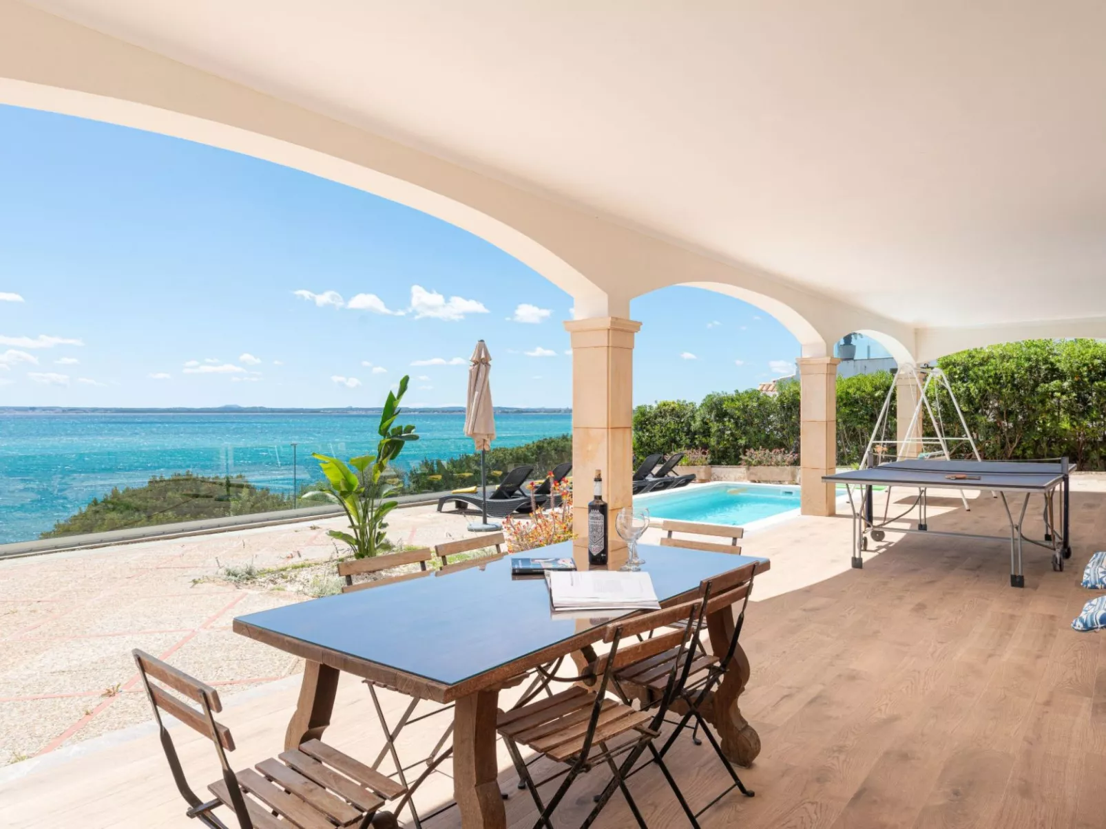 Verträumte Villa mit privatem Pool und Liegewiese - Image-tags.info