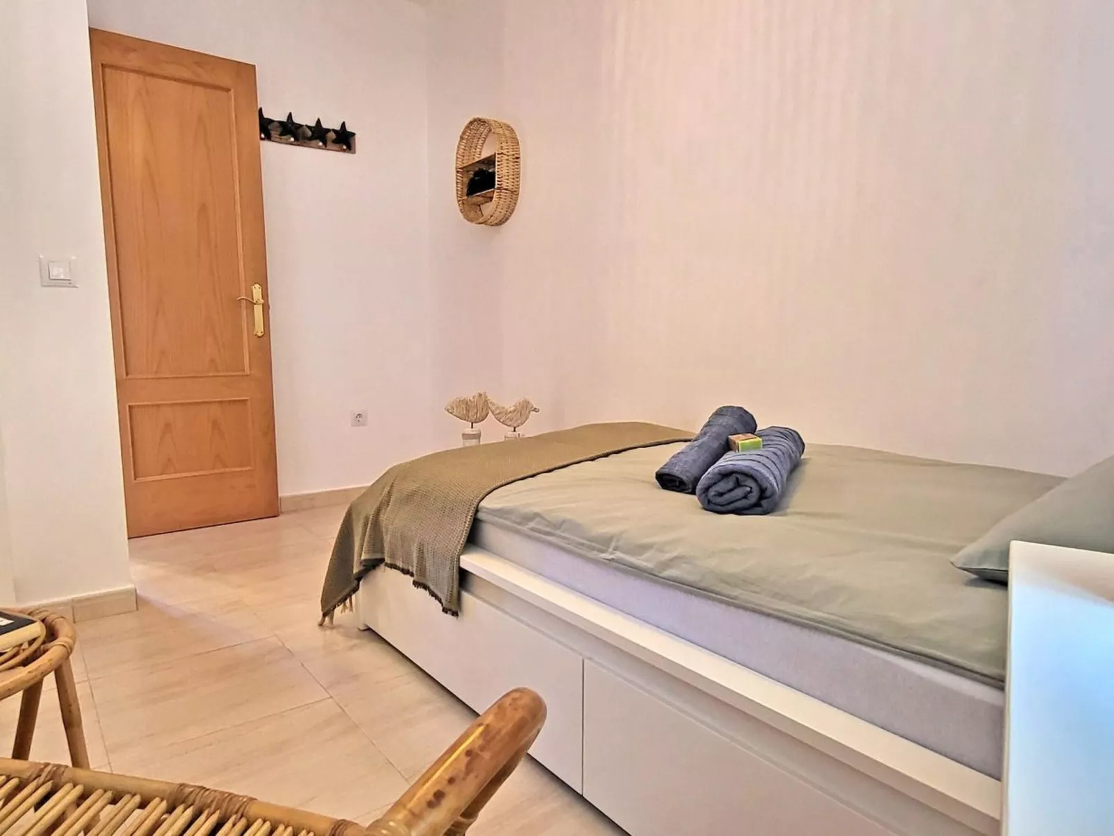 Bella Vista - Image-tags.info