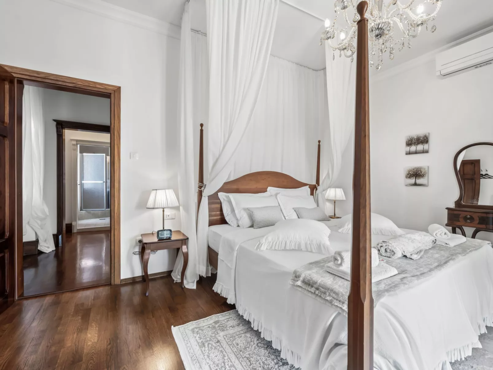 Villa Anna Varos - Image-tags.info