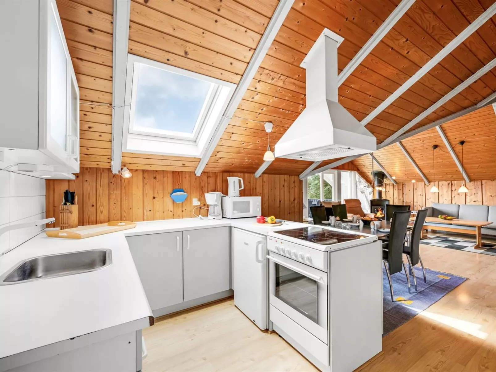 "Kadife" - 100m from the sea - Binnen