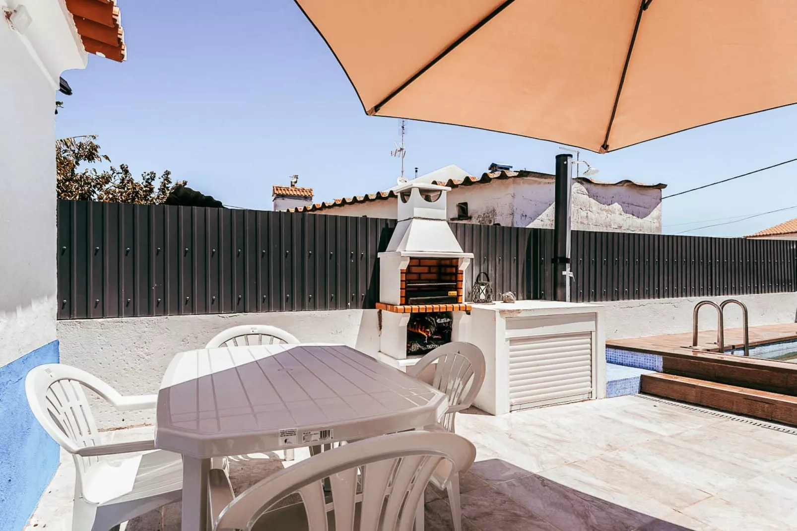 Alentejo Poolside By Gt House - Terrasbalkon