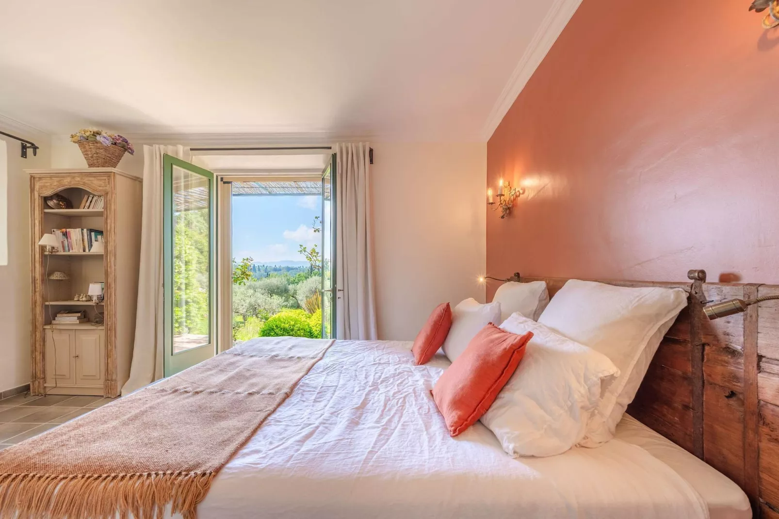 Le Mas Elaïa  votre havre familial avec piscine privée-Slaapkamer