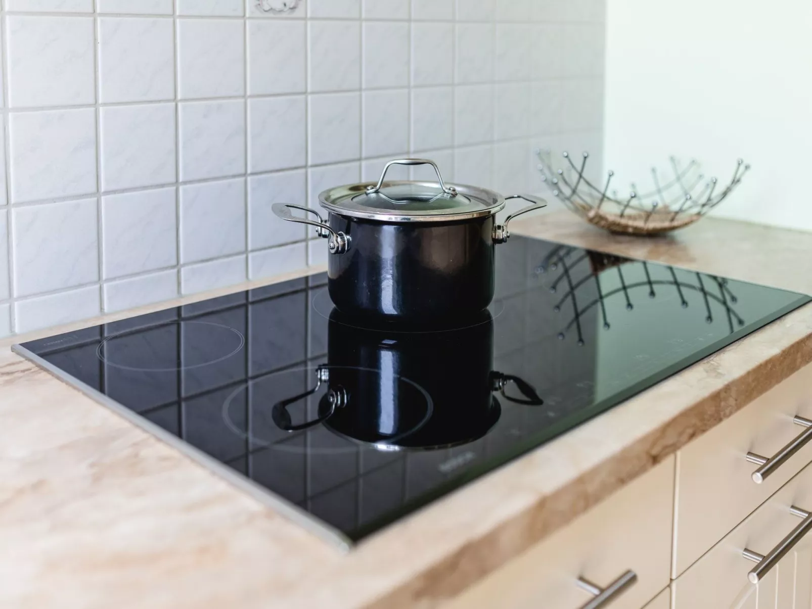 Mit Parkplatz und Fahrradunterstellmöglichkeit mit Balkon nah am Wald - Image-tags.info