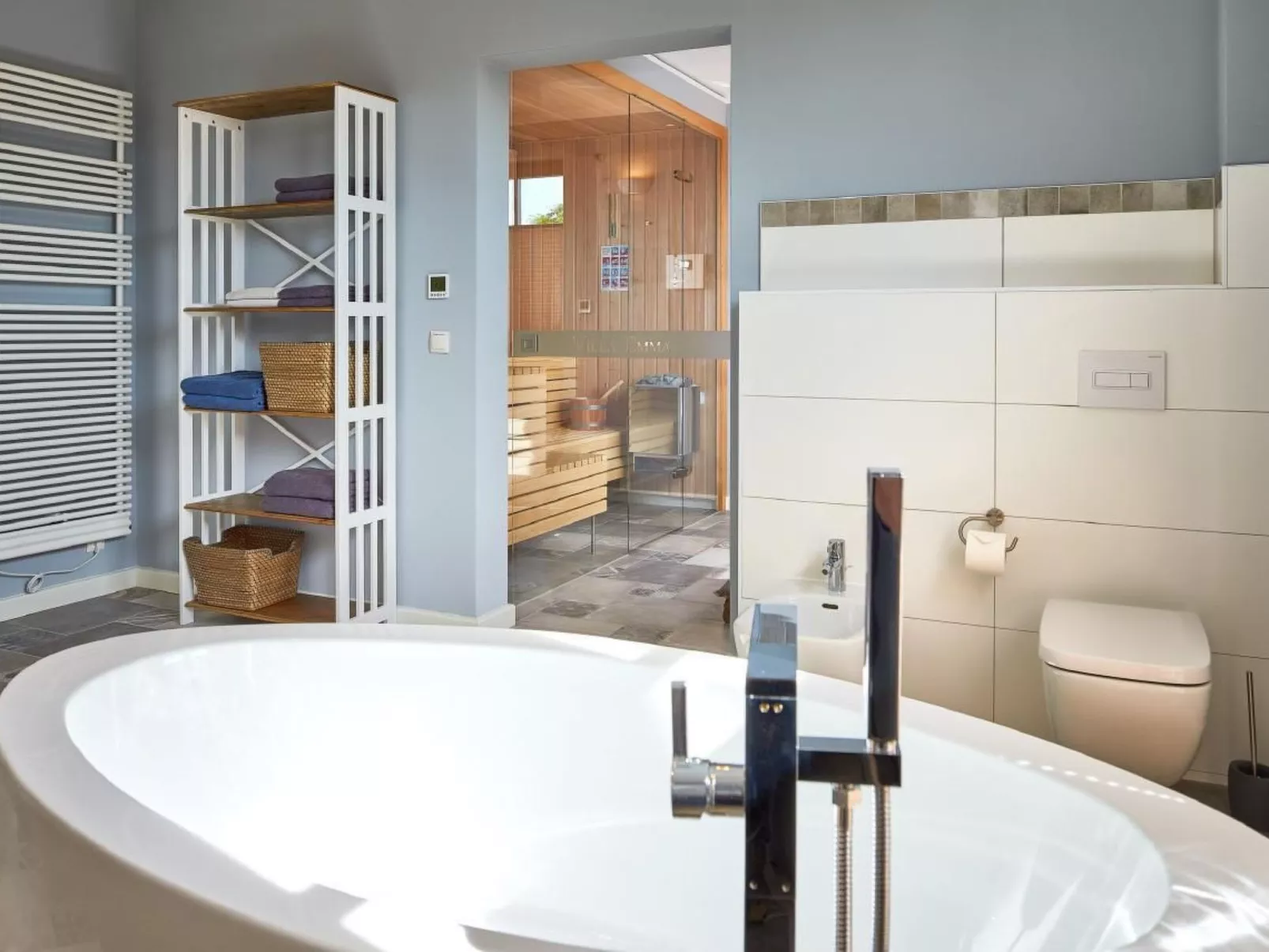 In Sellin mit Großer Sauna - Image-tags.info