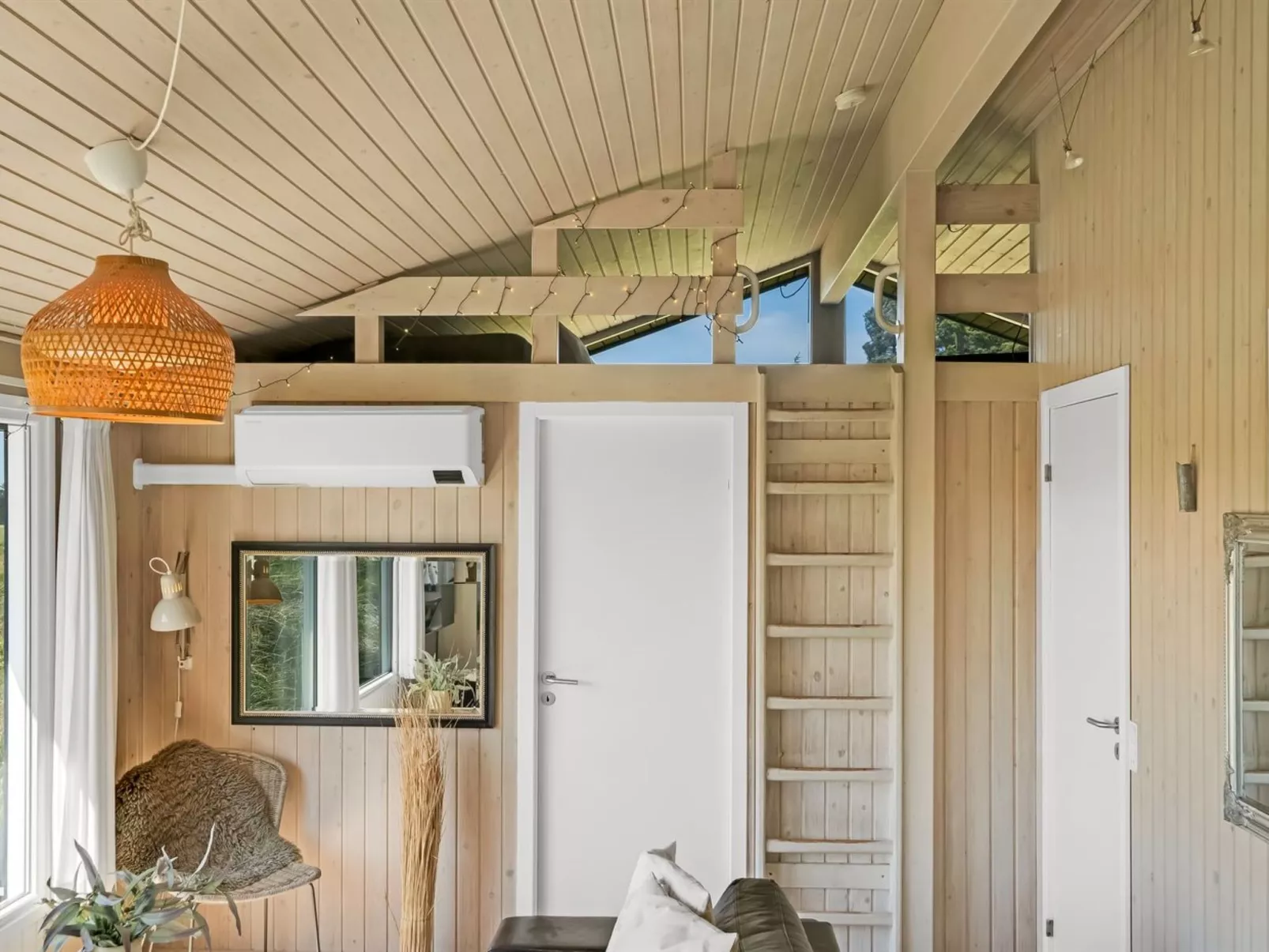 "Virpi" - 1.1km from the sea-Binnen