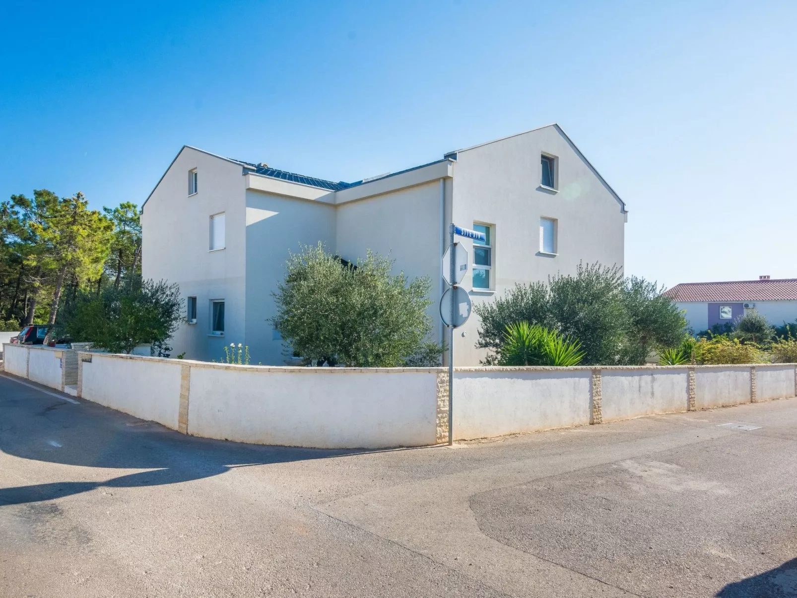 Apartment Olujic 1 - Image-tags.info