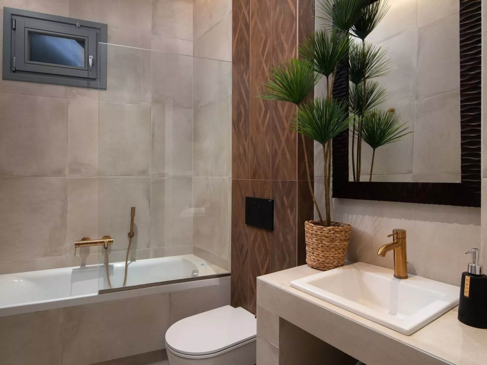 In Pefki mit privatem Pool - Image-tags.info