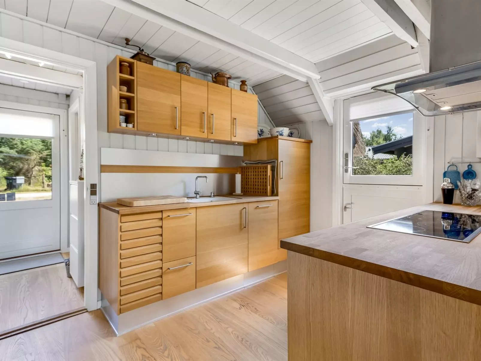 "Albertina" - 900m from the sea - Binnen