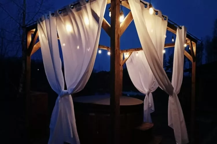 Domek wakacyjny DELUXE dla max 10 osób w Bałachach - Spa
