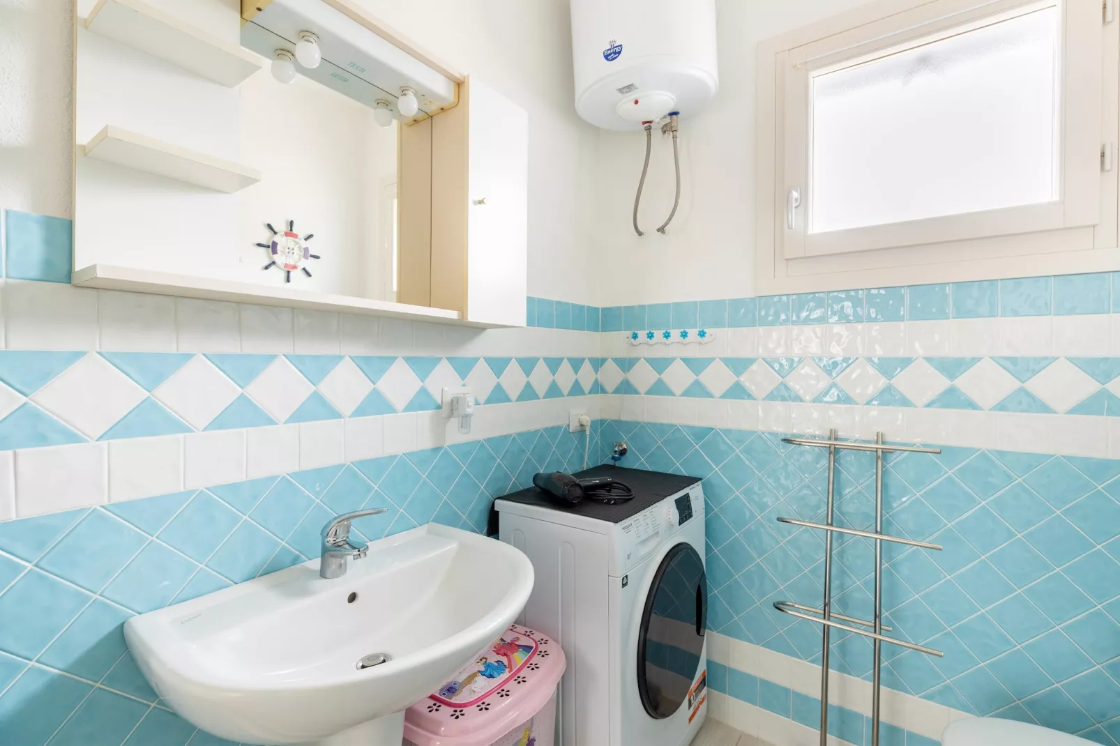 BILO BADESI CON PISCINA - Badkamer