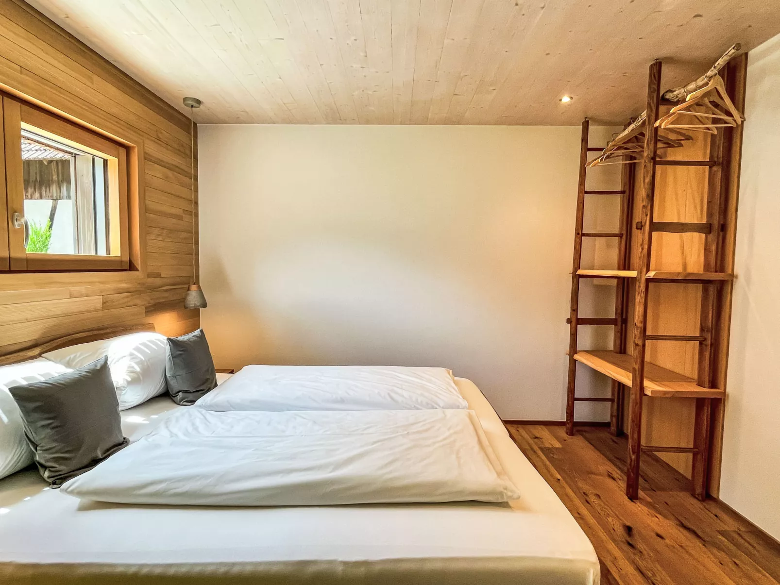 Kinast (HFT202) - Binnen