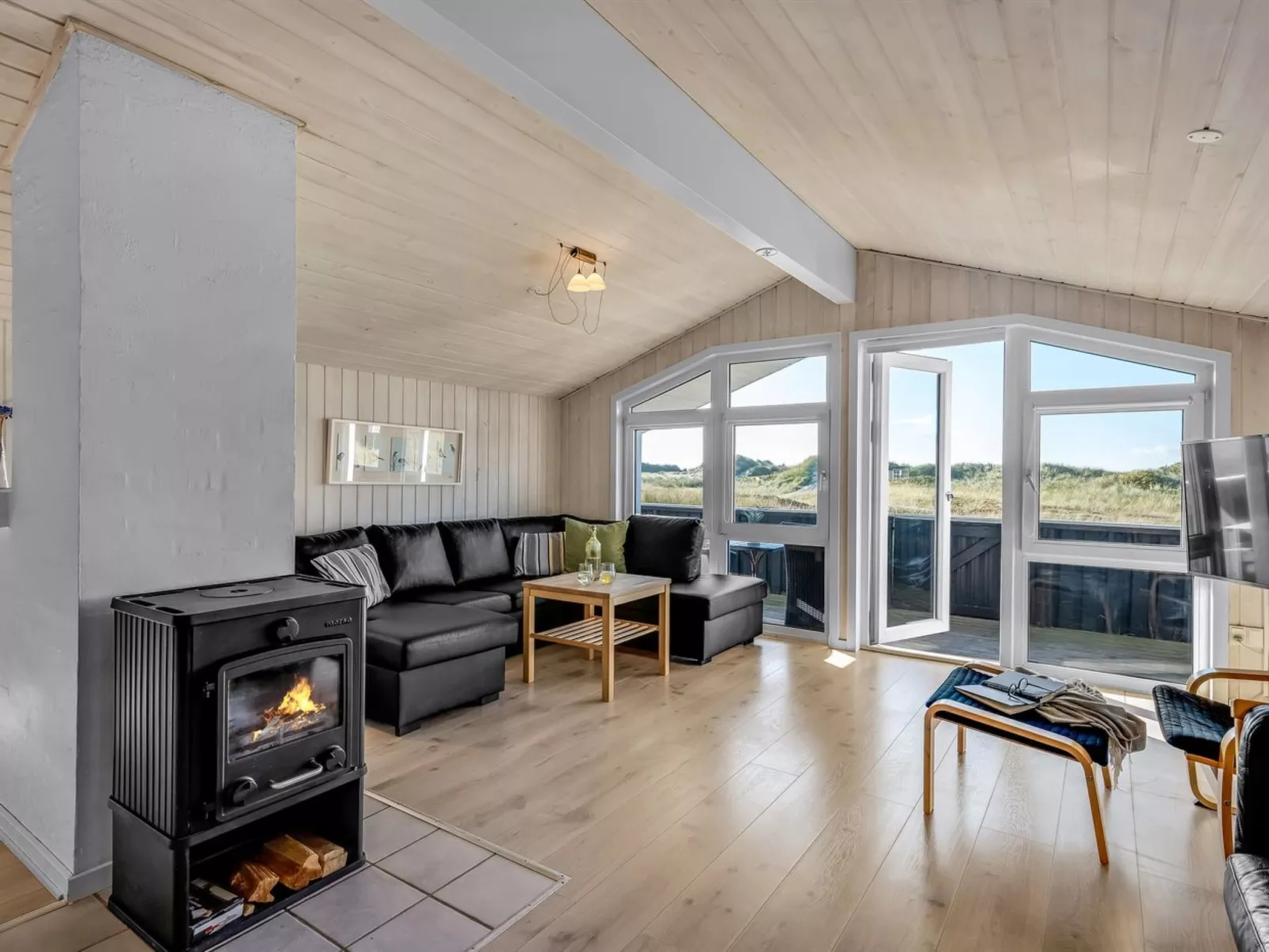 "Jaana" - 10m from the sea - Binnen