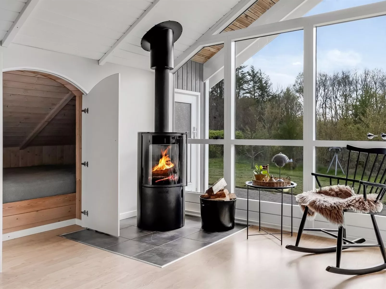 "Truels" - 30km from the sea - Binnen