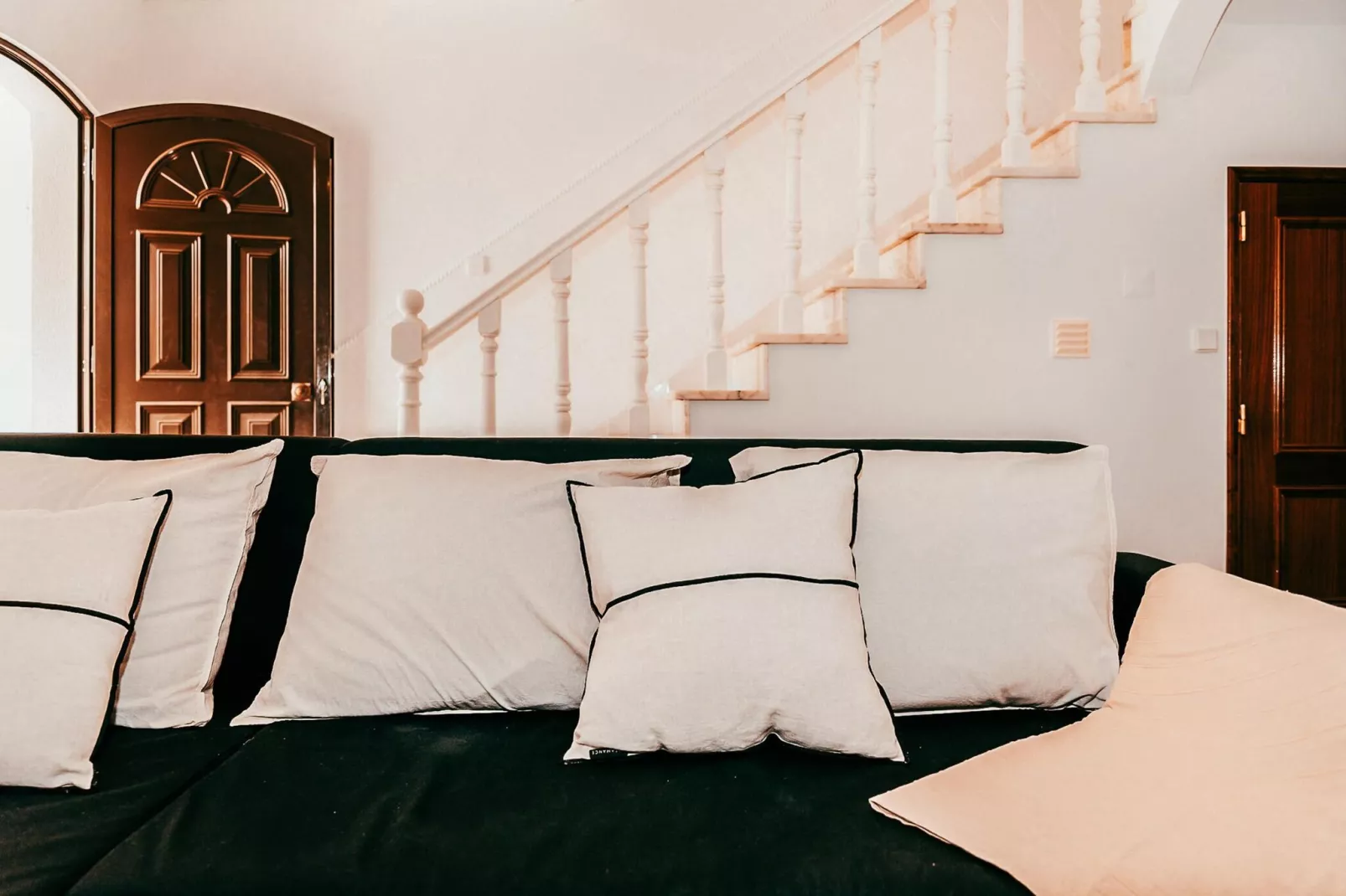 Altura Beach Villa by GT House-Trap