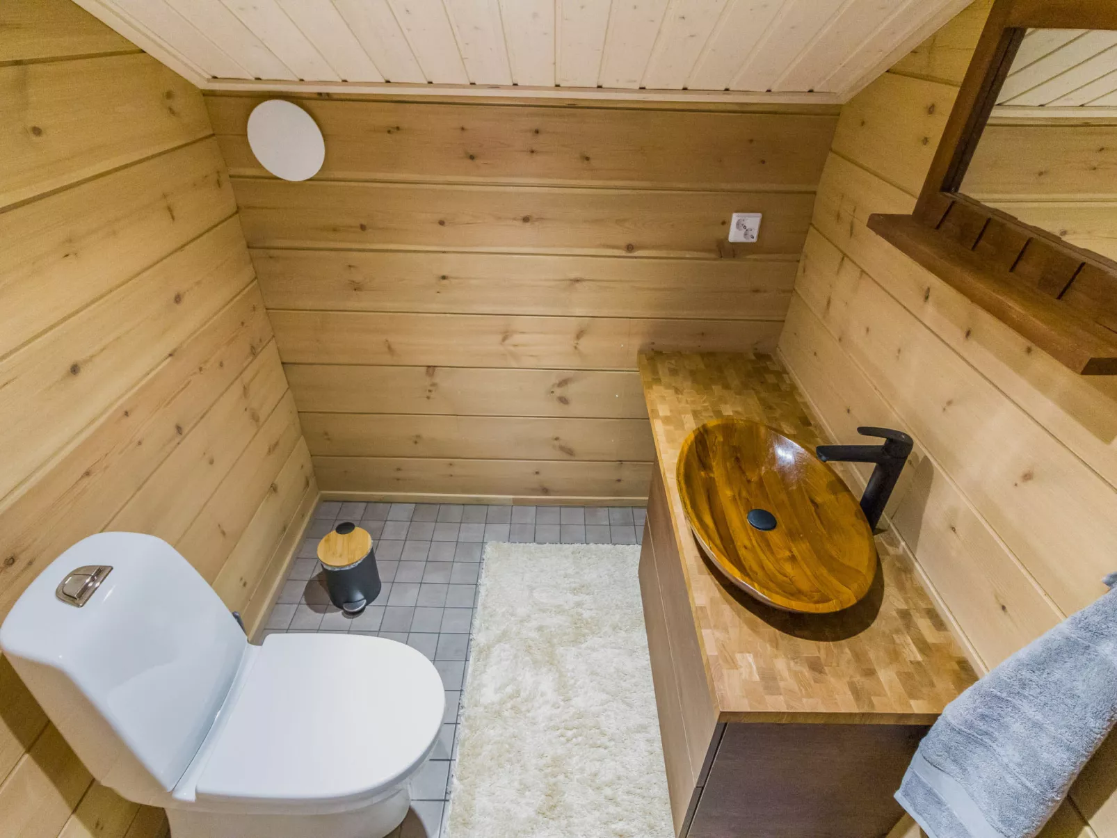 Villa valoisa - Binnen