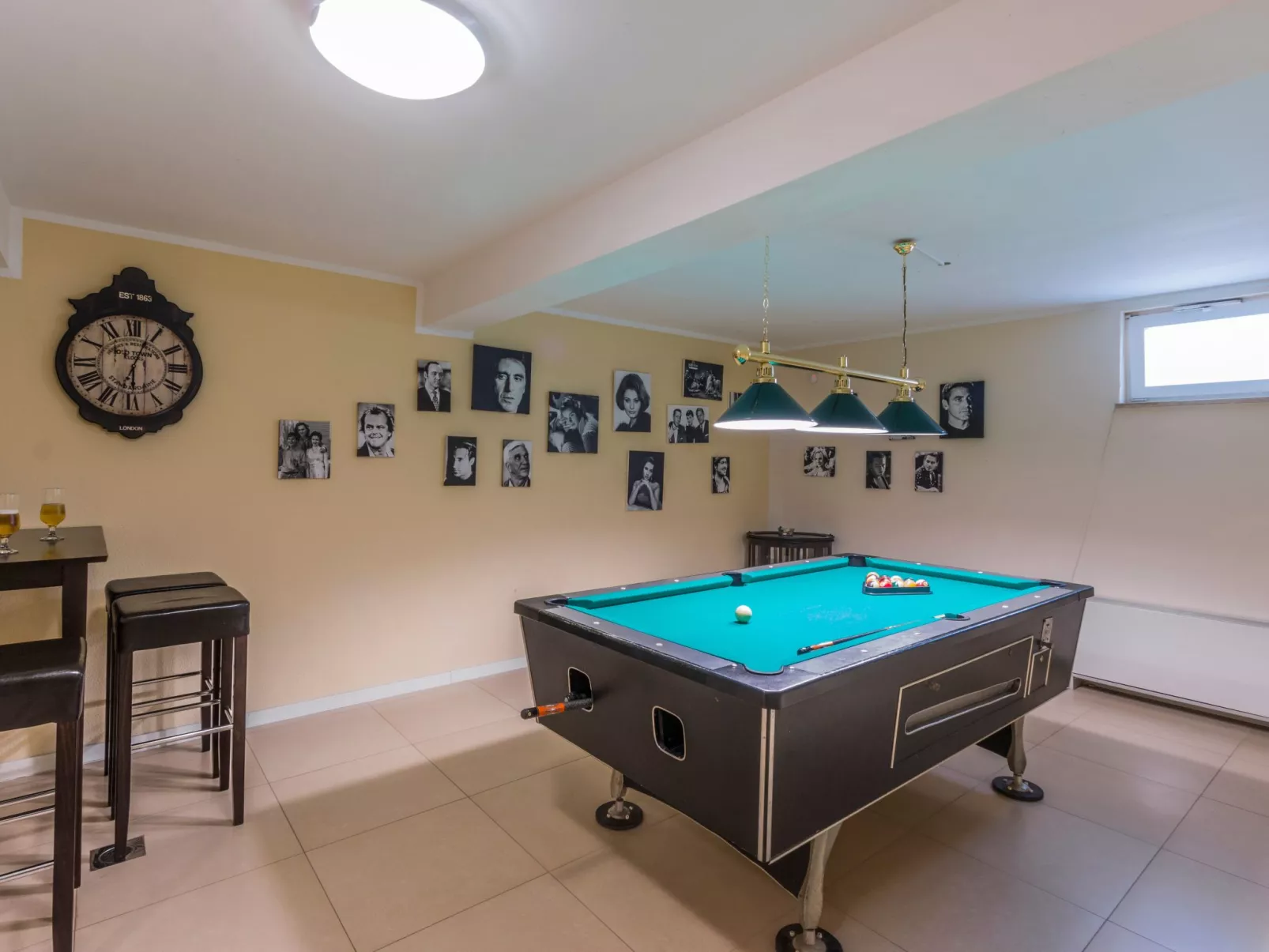 In Pomer mit privatem beheizten Pool und Meerblick - Image-tags.info