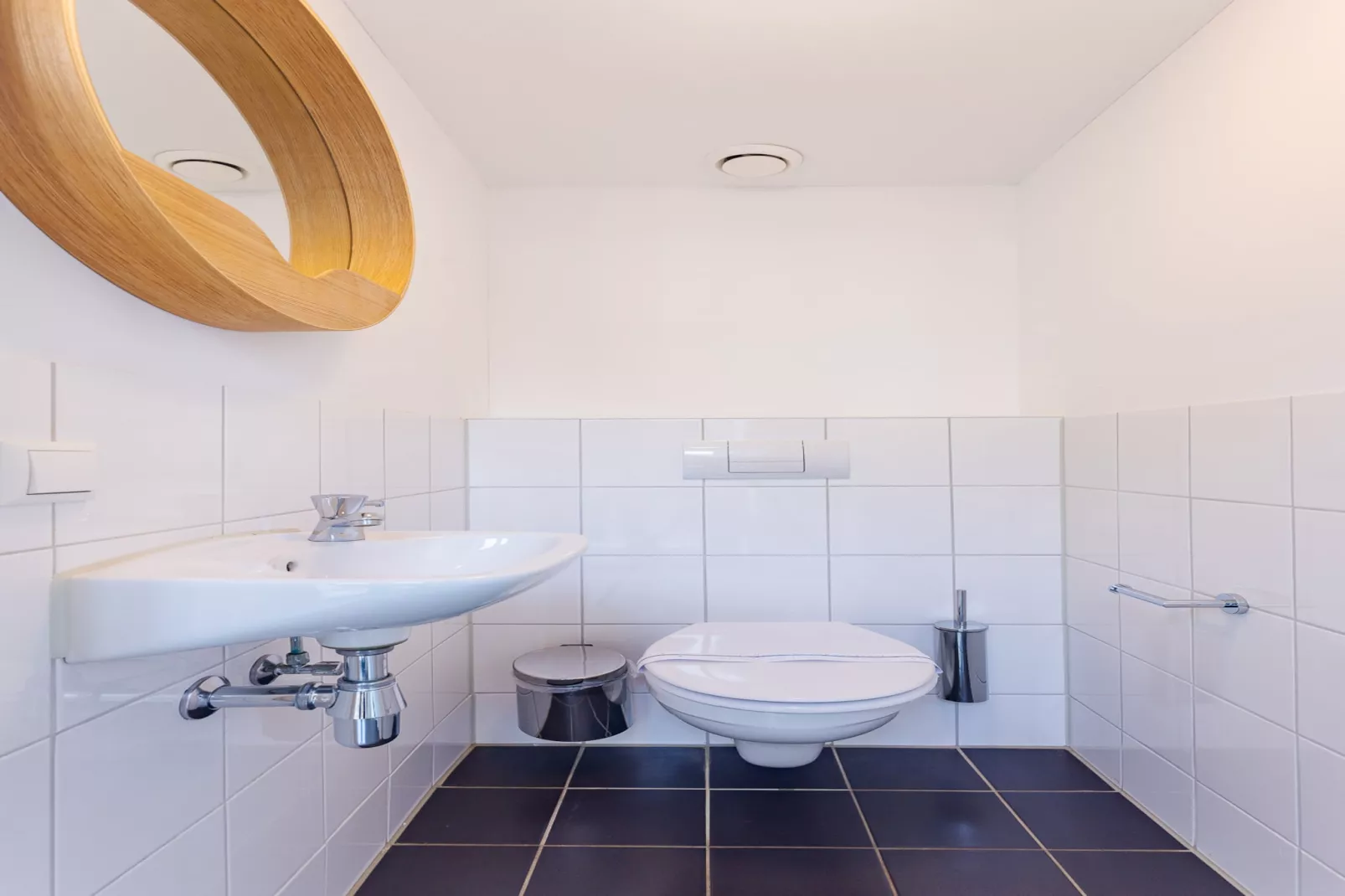 Zonnedorp 19 Modern holiday home Renesse | Beach within walking distance - Badkamer