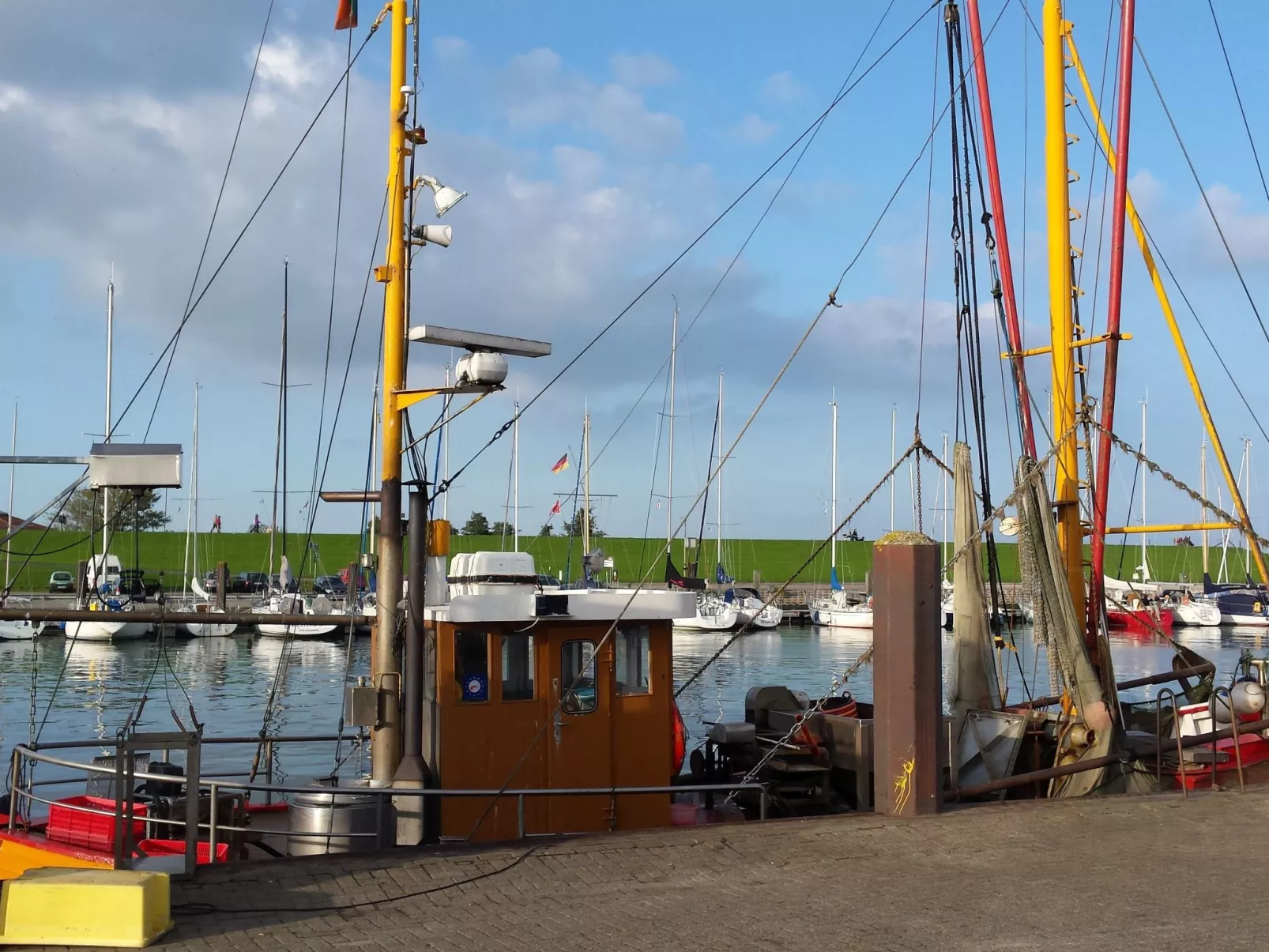 Landgut mit Dachterrasse - Buiten