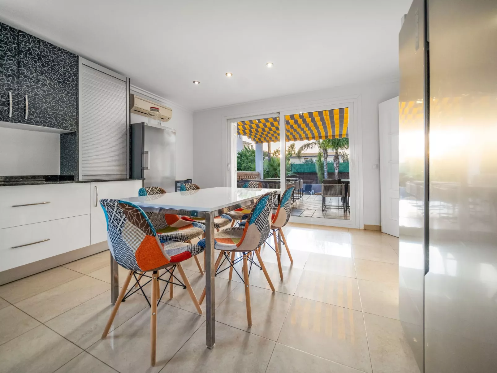 Villa SOL FELOSTAL, 130m zum Strand, nahe Airport und Palma Zentrum - Image-tags.info