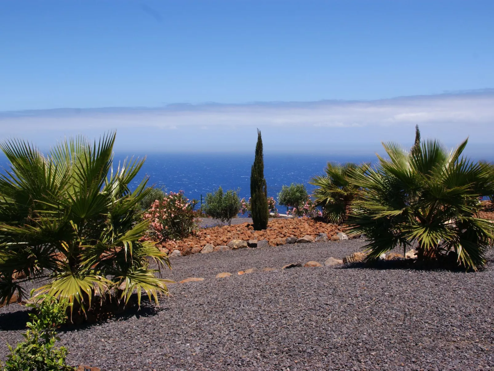 Romantische Ferienvilla mit Infinity-Pool und Panoramameerblick - Image-tags.info