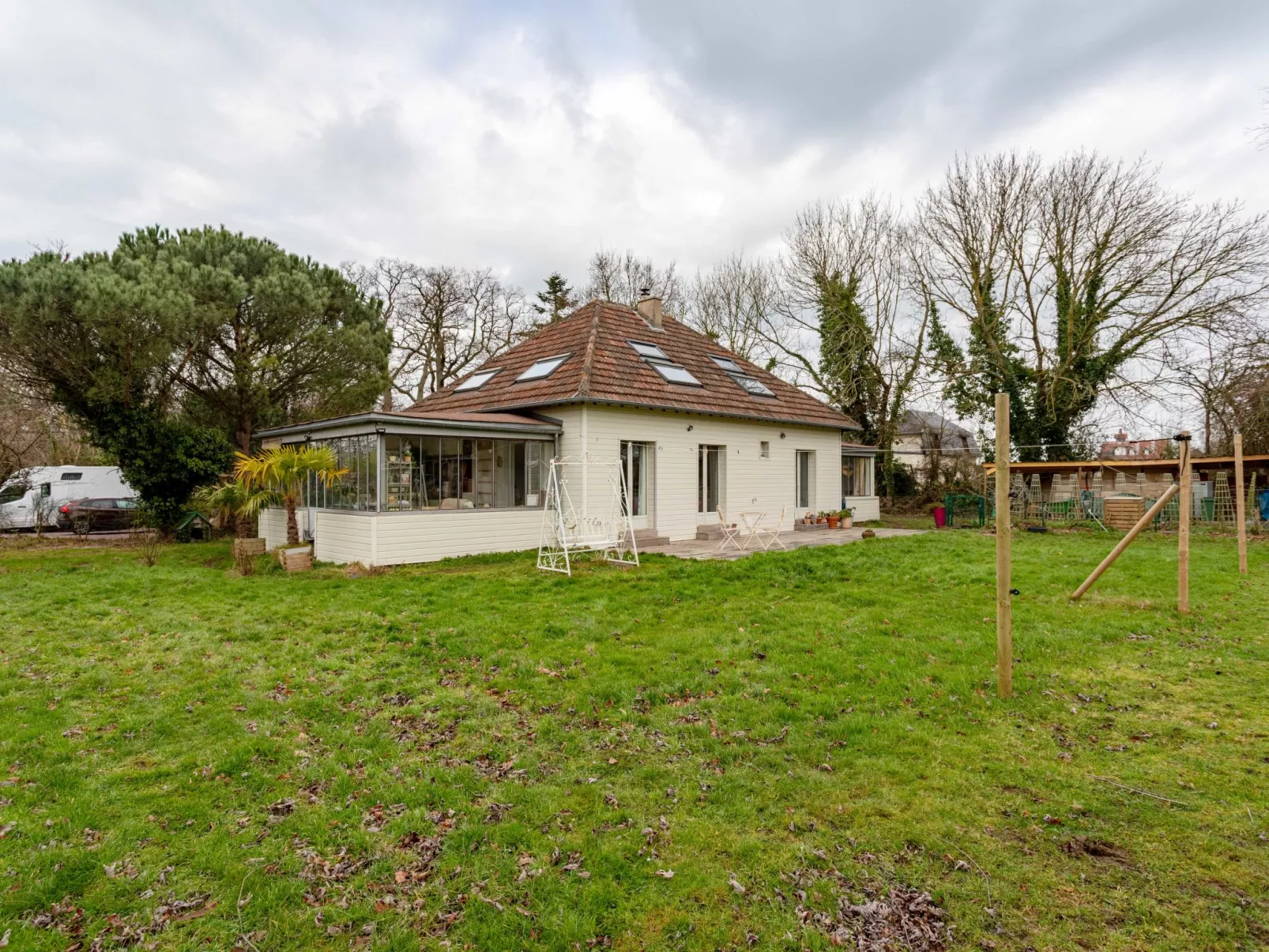 La maison du cavalier bleu - Buiten